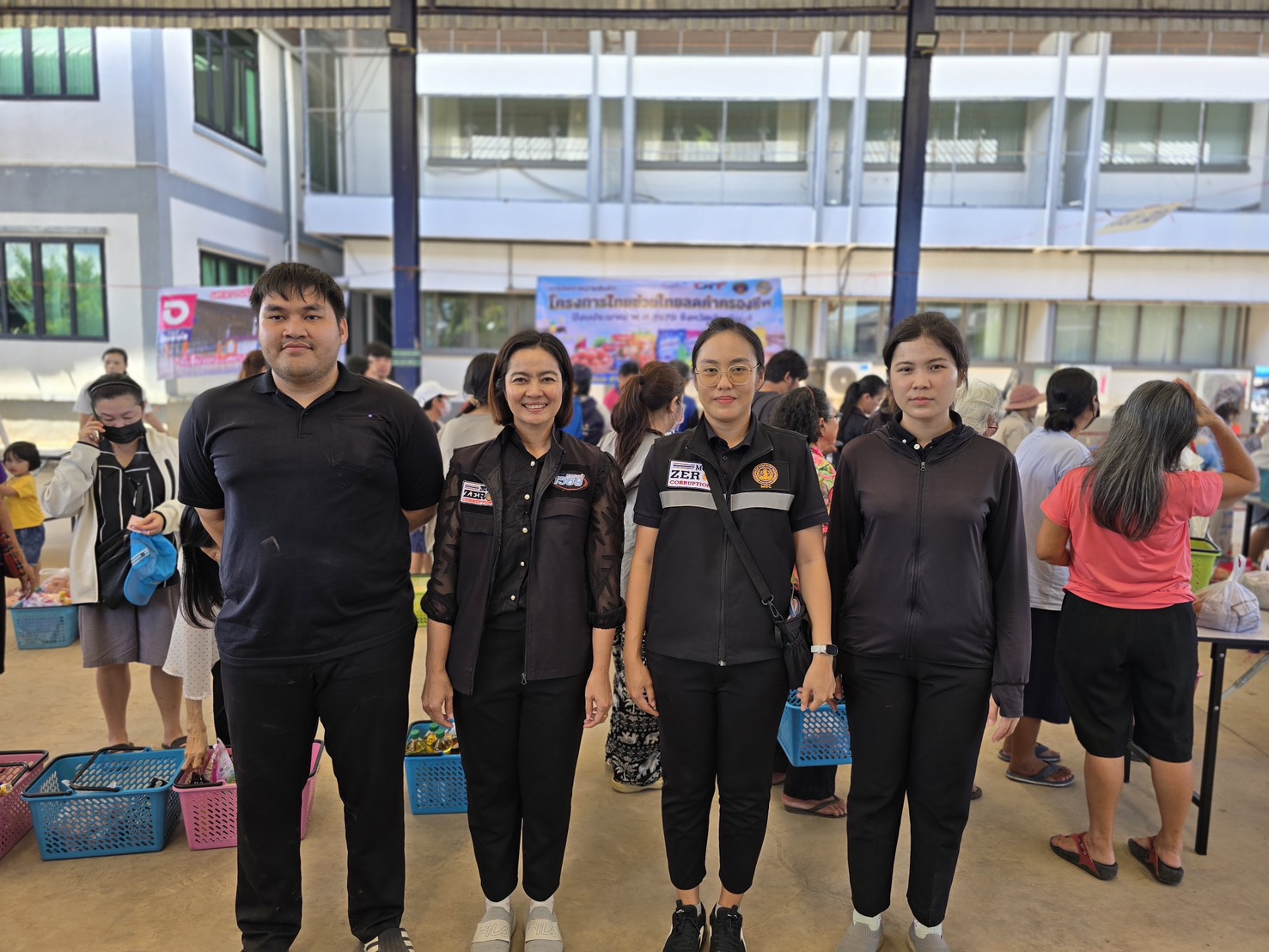 พาณิชย์จังหวัดปราจีนบุรี จัดกิจกรรม "ไทยช่วยไทย ลดภาระค่าครองชีพ" (รอบที่ 1) ครั้งที่ 5 ร่วมกับห้างเอกภาพ โฮมมาร์ท ณ เทศบาลตำบลกบินทร์ ตำบลกบินทร์ อำเภอกบินทร์บุรี จังหวัดปราจีนบุรี